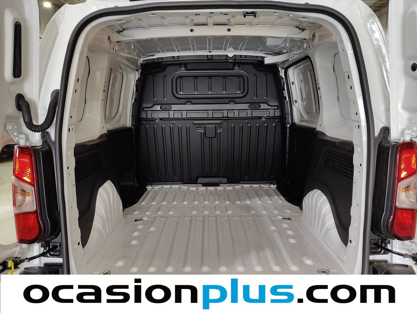 Foto asientos traseros Fiat Doblò Fiat Dobló Furgón BlueHDi 100 M (100 CV)