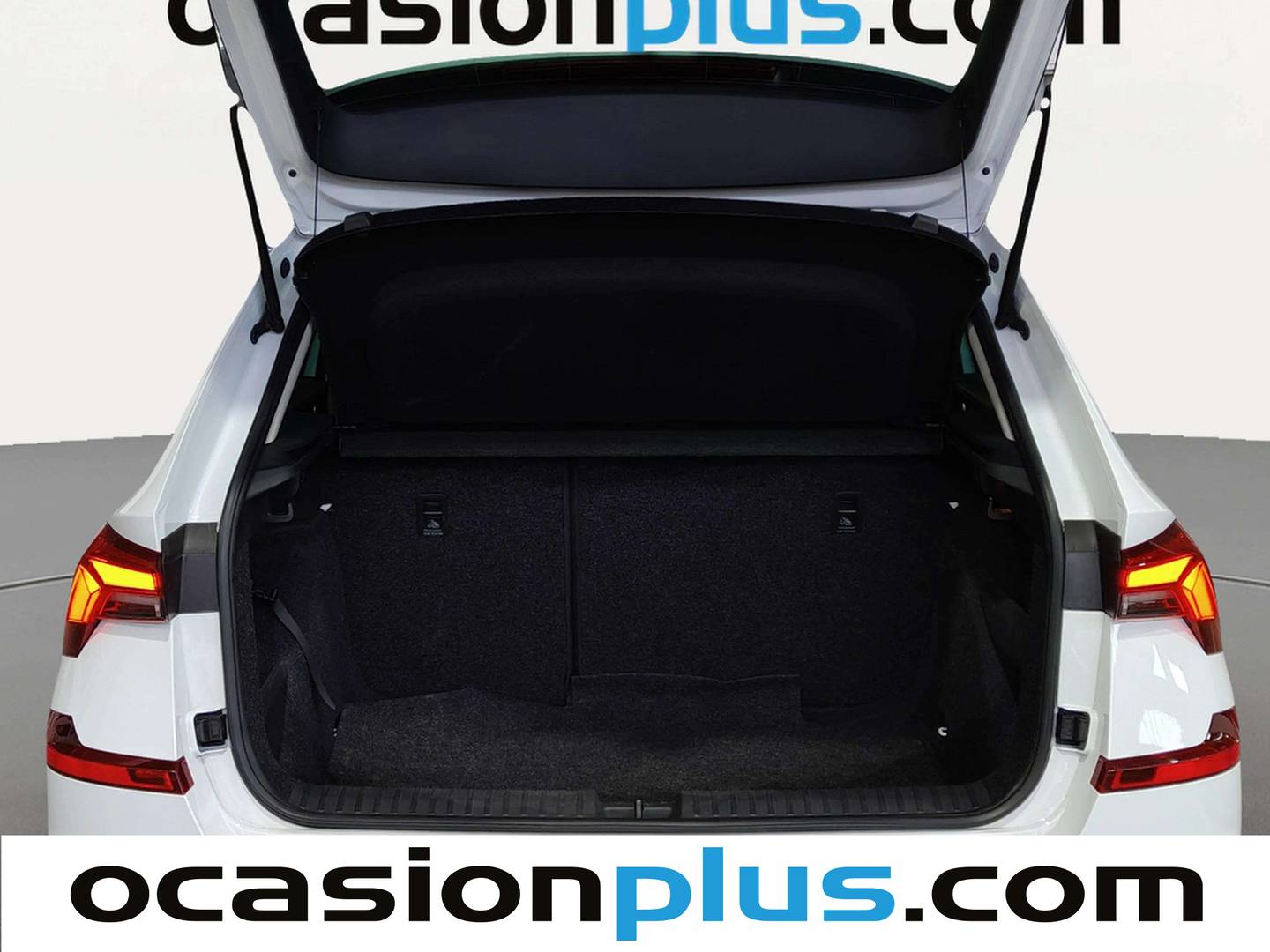 Fotos maletero Skoda Kamiq Skoda Kamiq 1.0 TSI Selection (115 CV)
