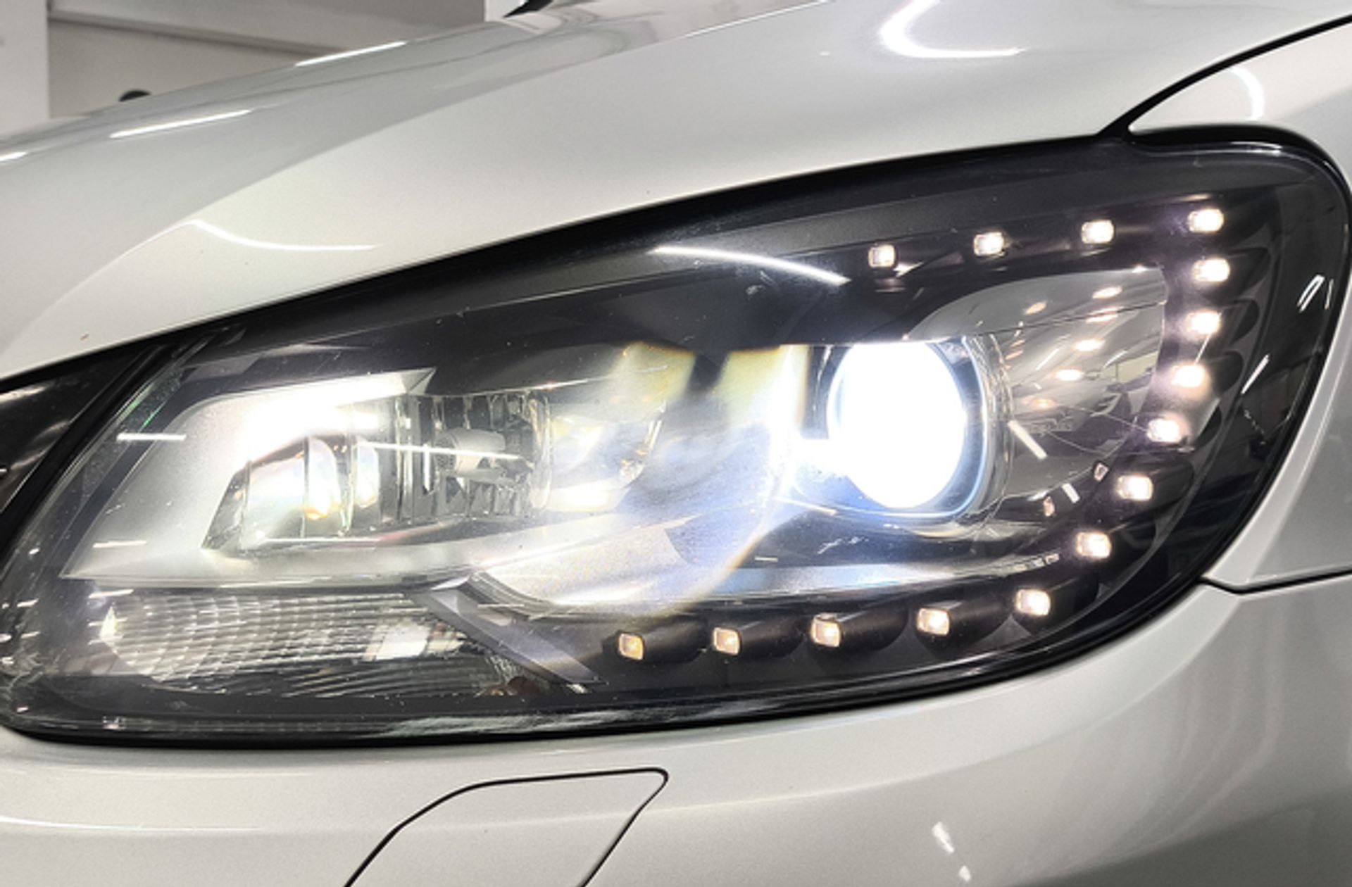 Volkswagen Touran Advance 2.0 TDI - foto 13