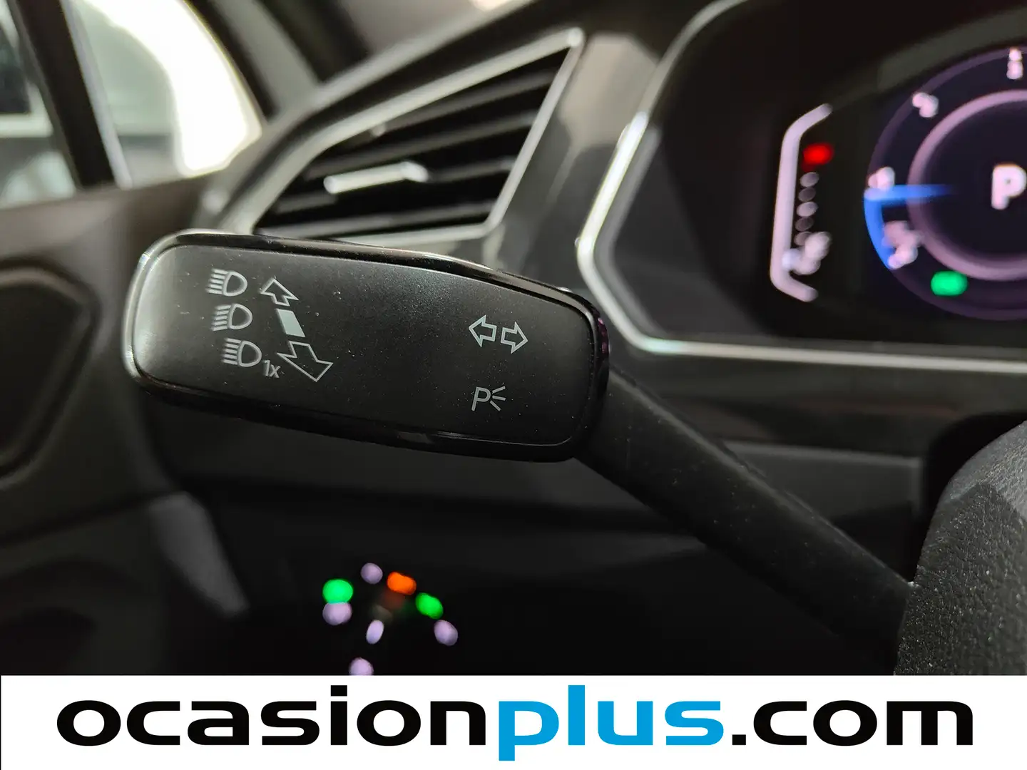 Foto Volkswagen Tiguan Volkswagen Tiguan Sport 2.0 TDI 4Motion (190 CV) DSG Pack R-Line