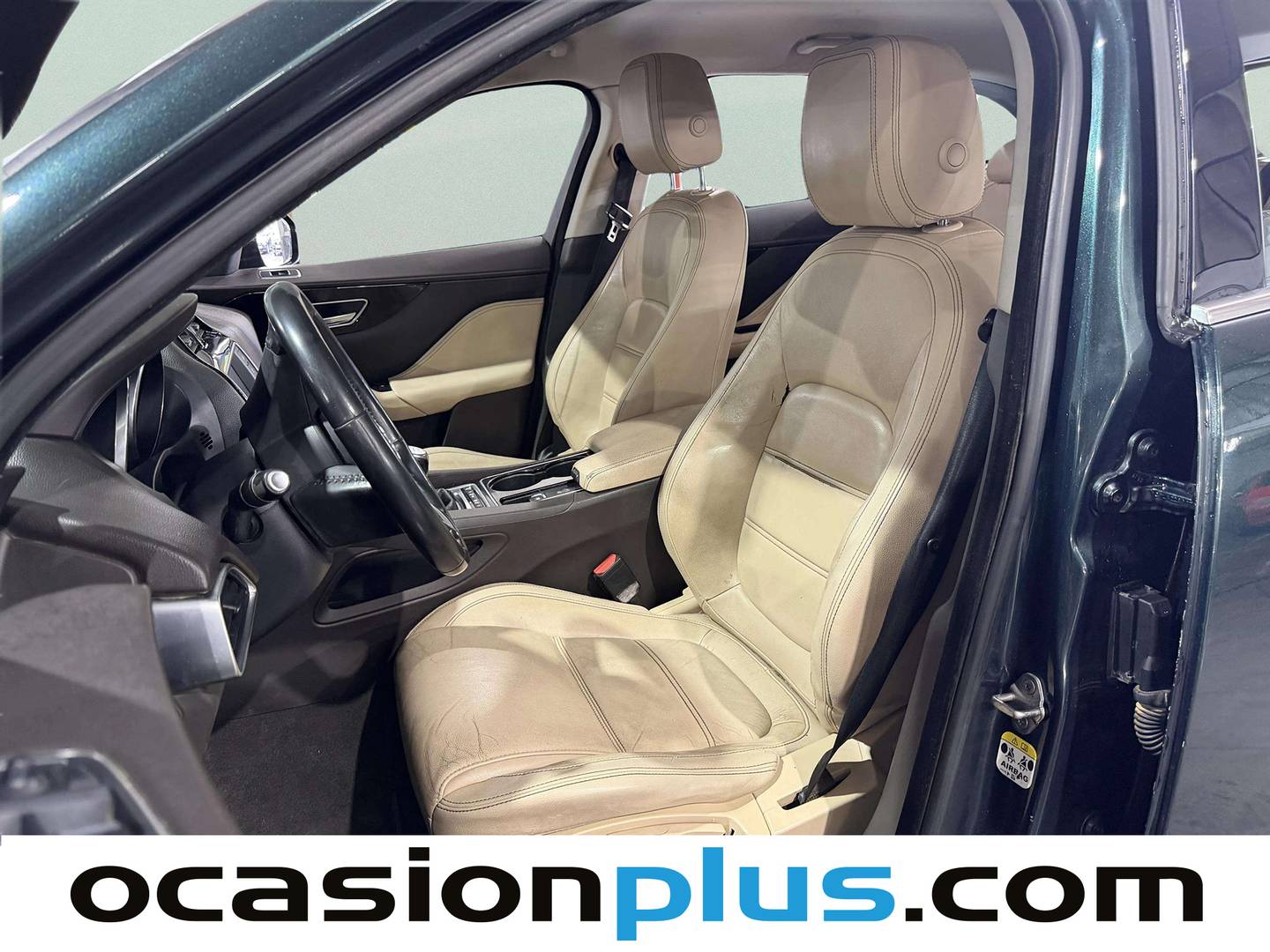 Foto Jaguar F-Pace Jaguar F-PACE 2.0L i4D Prestige AWD (180 CV)