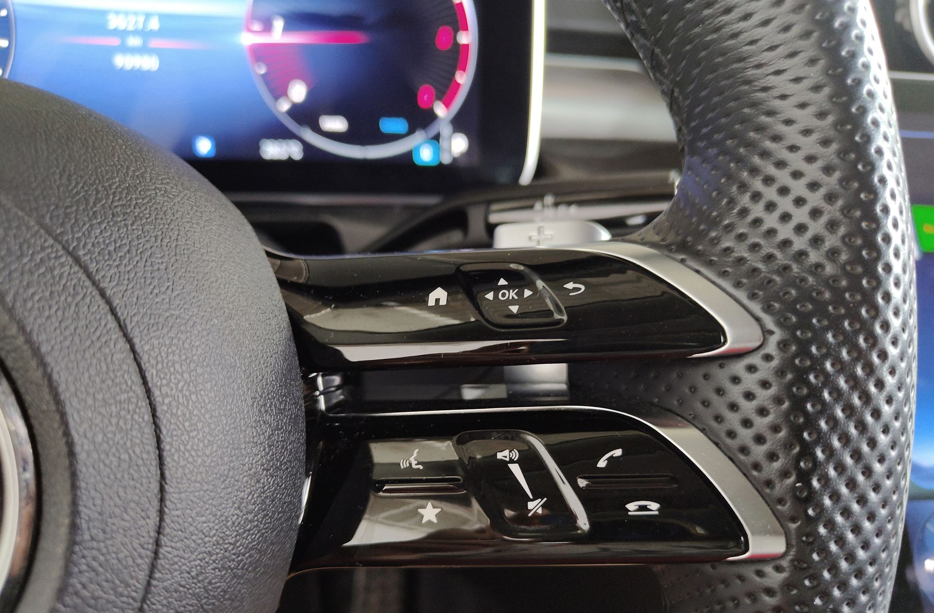 Mercedes-Benz Clase C 220 d Pack AMG - foto 29