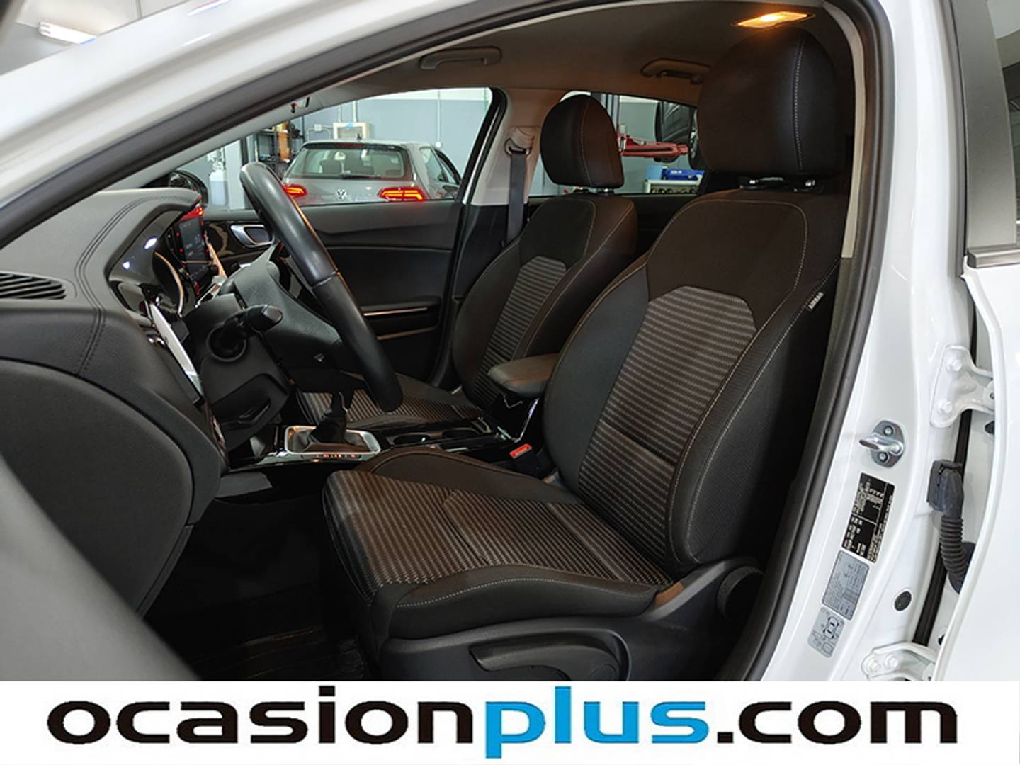 Foto KIA Ceed Kia Ceed 1.0 T-GDi Drive  (120 CV)