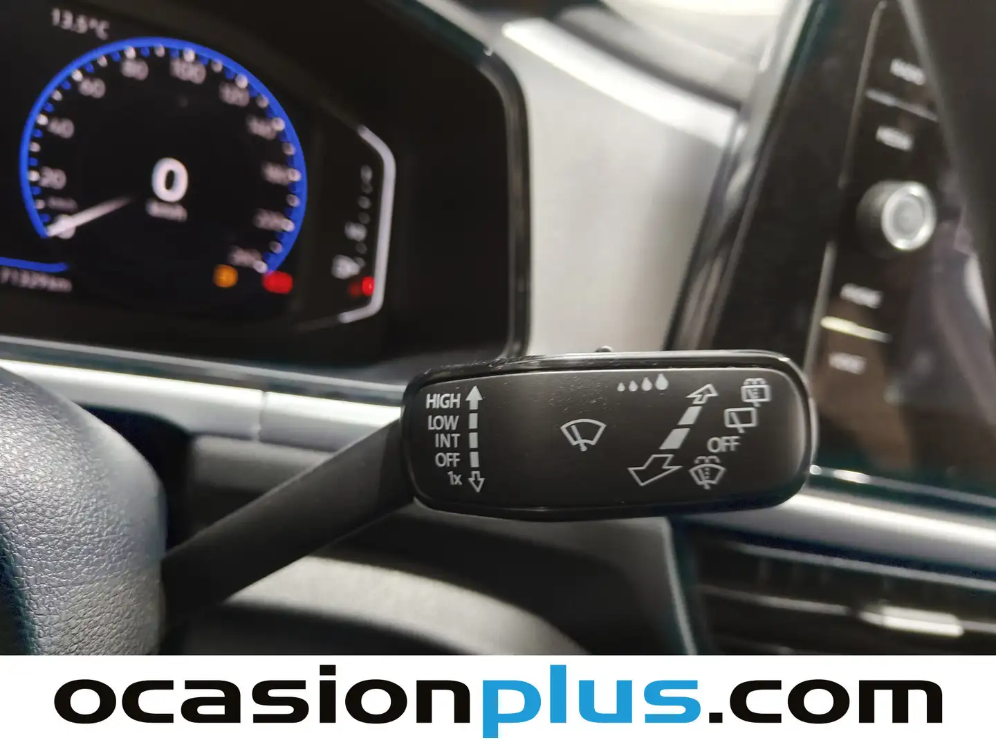 Foto Volkswagen T-Roc Volkswagen T-Roc Life 1.0 TSI (110 CV)