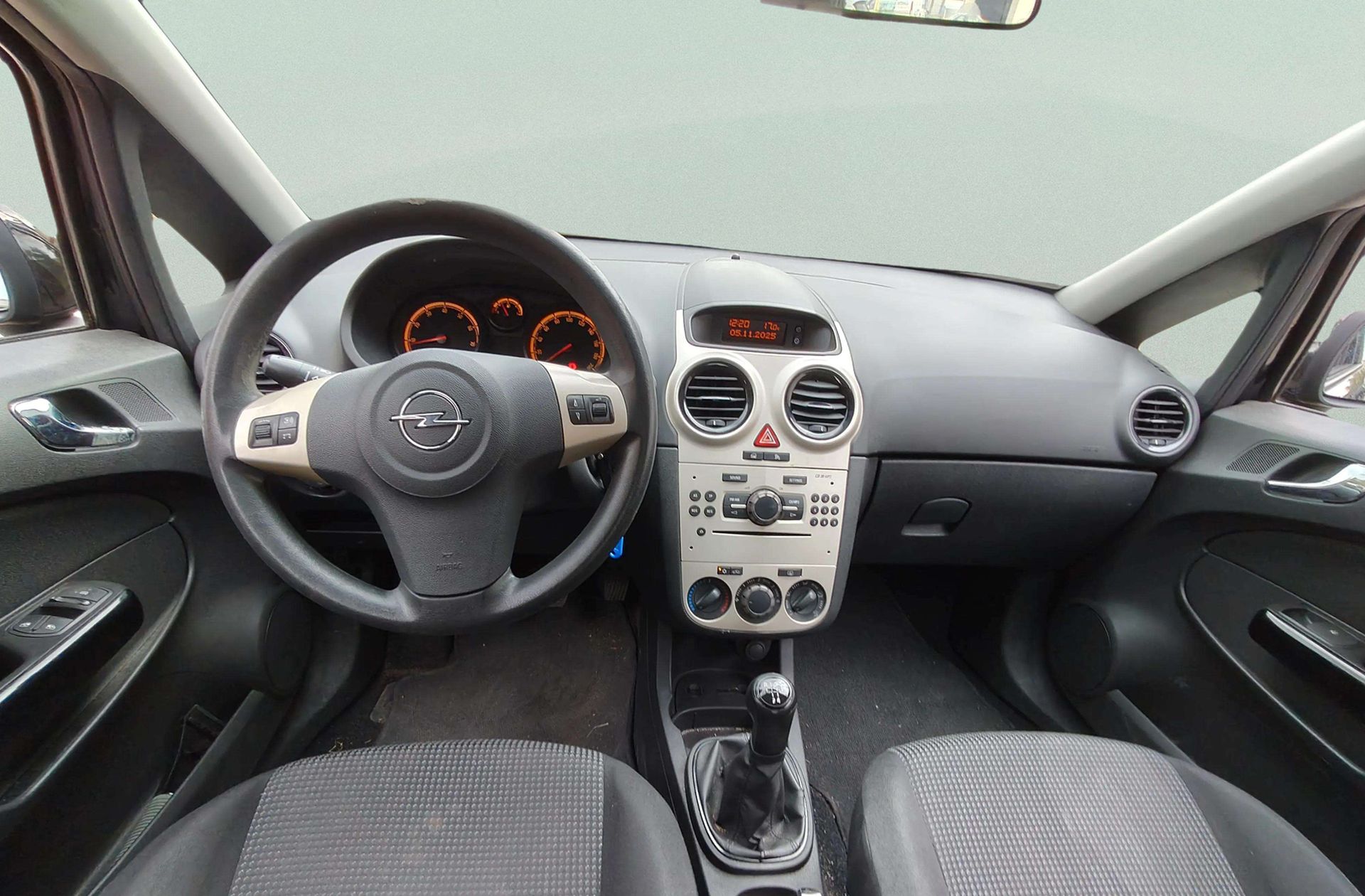 Opel Corsa 1.2 Essentia - foto 6