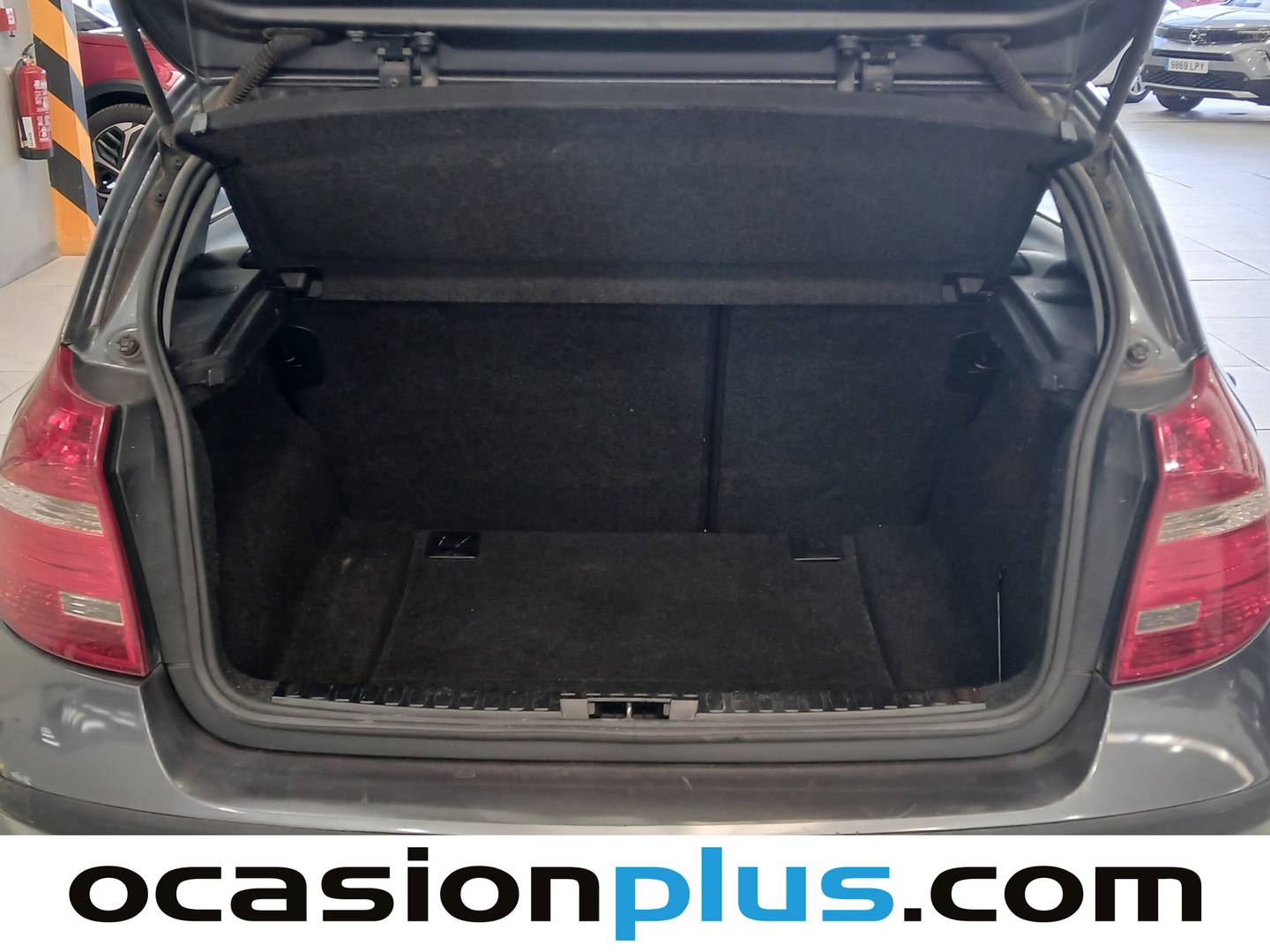 Fotos maletero BMW Serie 1 BMW Serie 1 116i (122 CV)