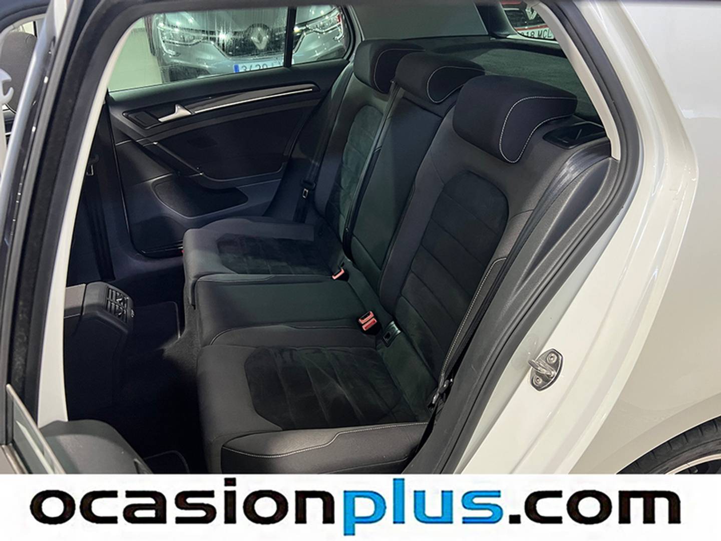 Foto asientos traseros Volkswagen Golf Volkswagen Golf Sport 1.6 TDI BMT (110 CV) Pack R-Line