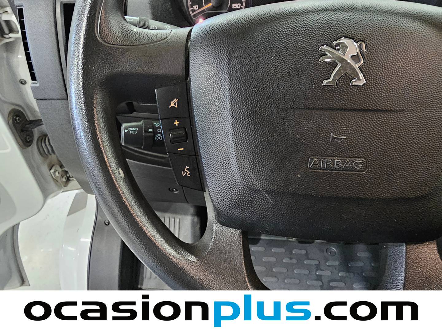 Peugeot Boxer Peugeot Boxer Furgon BlueHDi 140 S&S Pack 335 L2H2 (140 CV) de ocasión