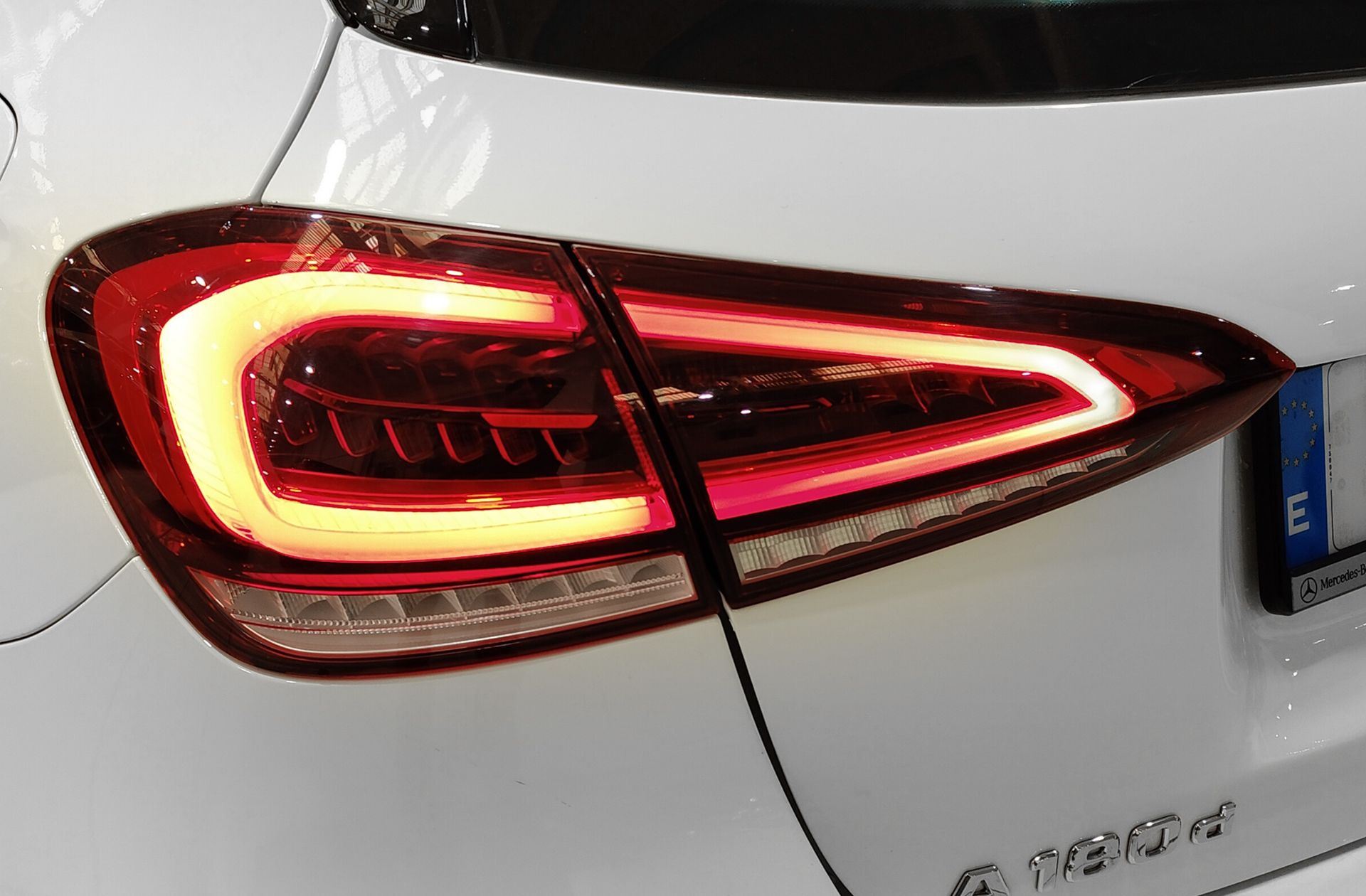 Mercedes-Benz Clase A 180 d Paquete AMG - foto 22
