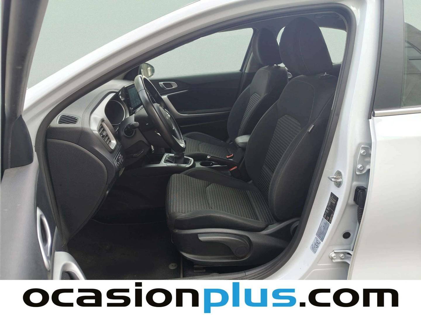Foto asientos delanteros KIA XCeed KIA XCeed 1.0 T-GDi Drive (120 CV)
