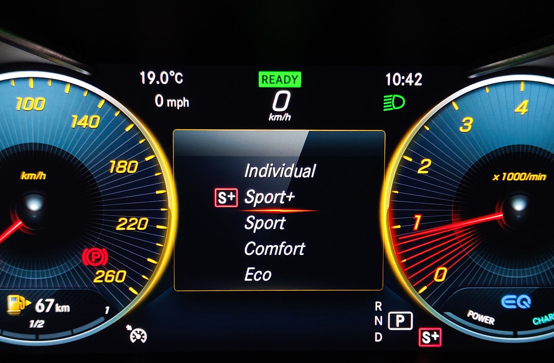 Mercedes-Benz Clase C 200 Pack AMG - foto 12