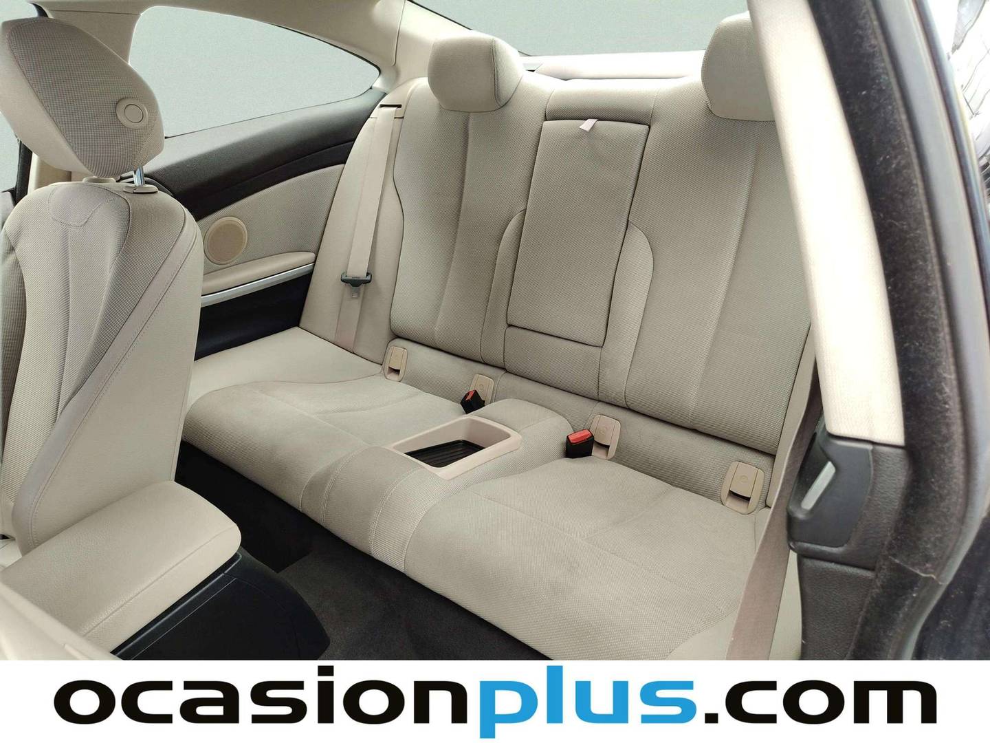 Foto asientos traseros BMW Serie 4 BMW Serie 4 420d Coupe (190 CV) Pack M