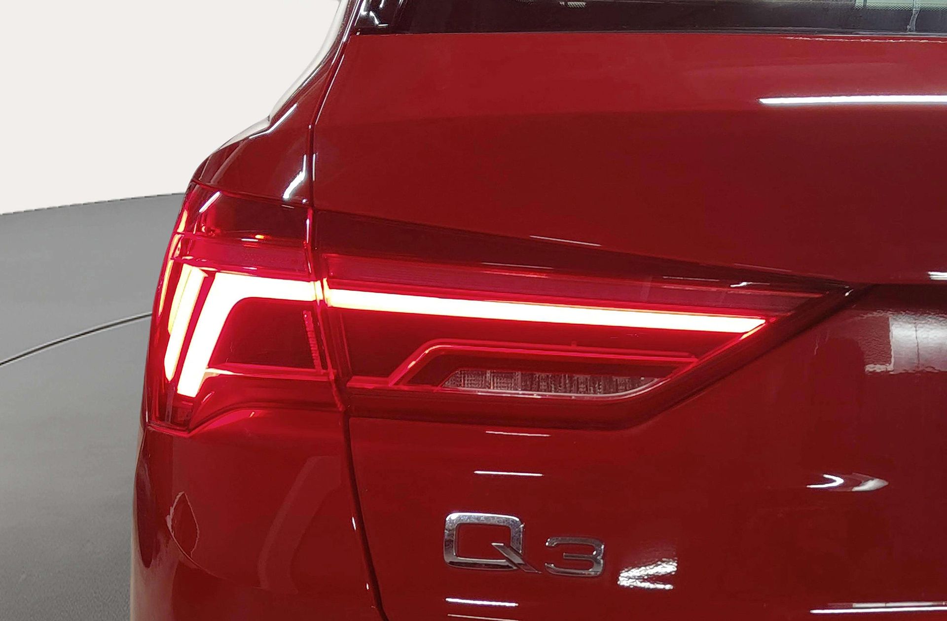 Audi Q3 Advanced 35 TDI S tronic - foto 17
