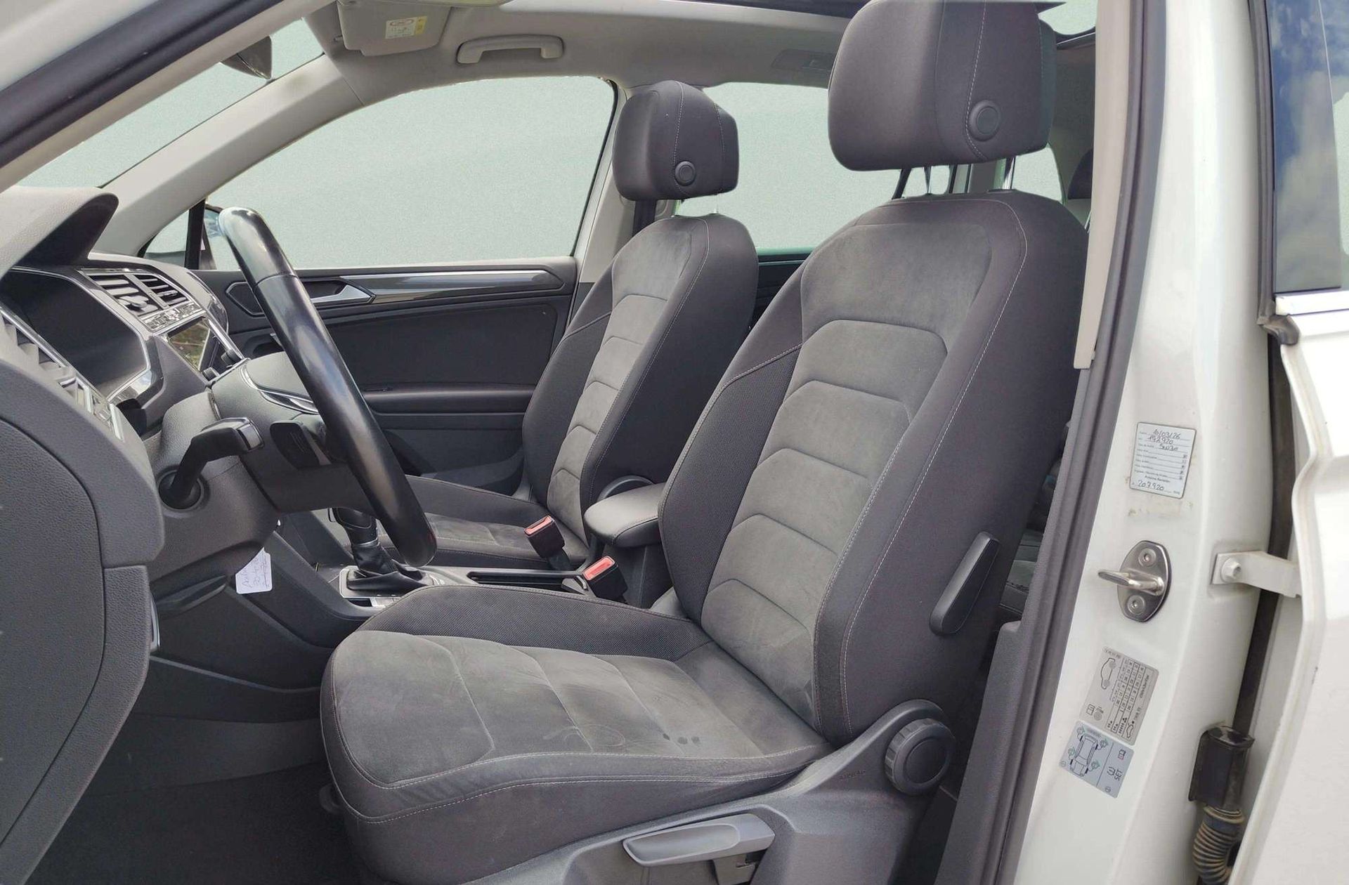 Volkswagen Tiguan Sport 2.0 TDI 4Motion DSG - foto 12