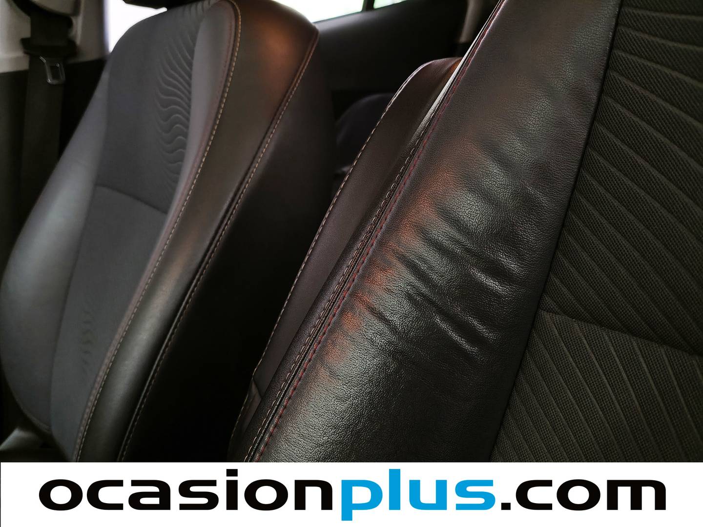 Foto asientos traseros Opel Mokka Opel Mokka 1.4 Turbo S&S Excellence 4x2 (140 CV)