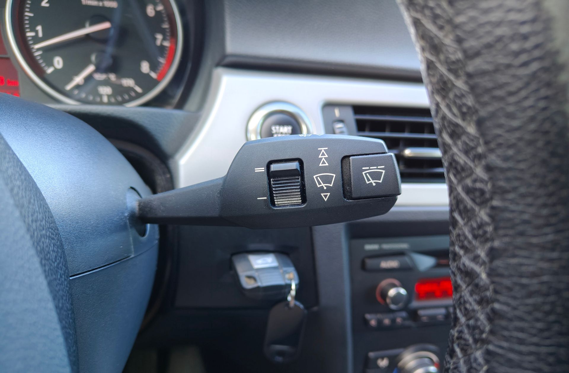 BMW Serie 3 325i Coupe - foto 28