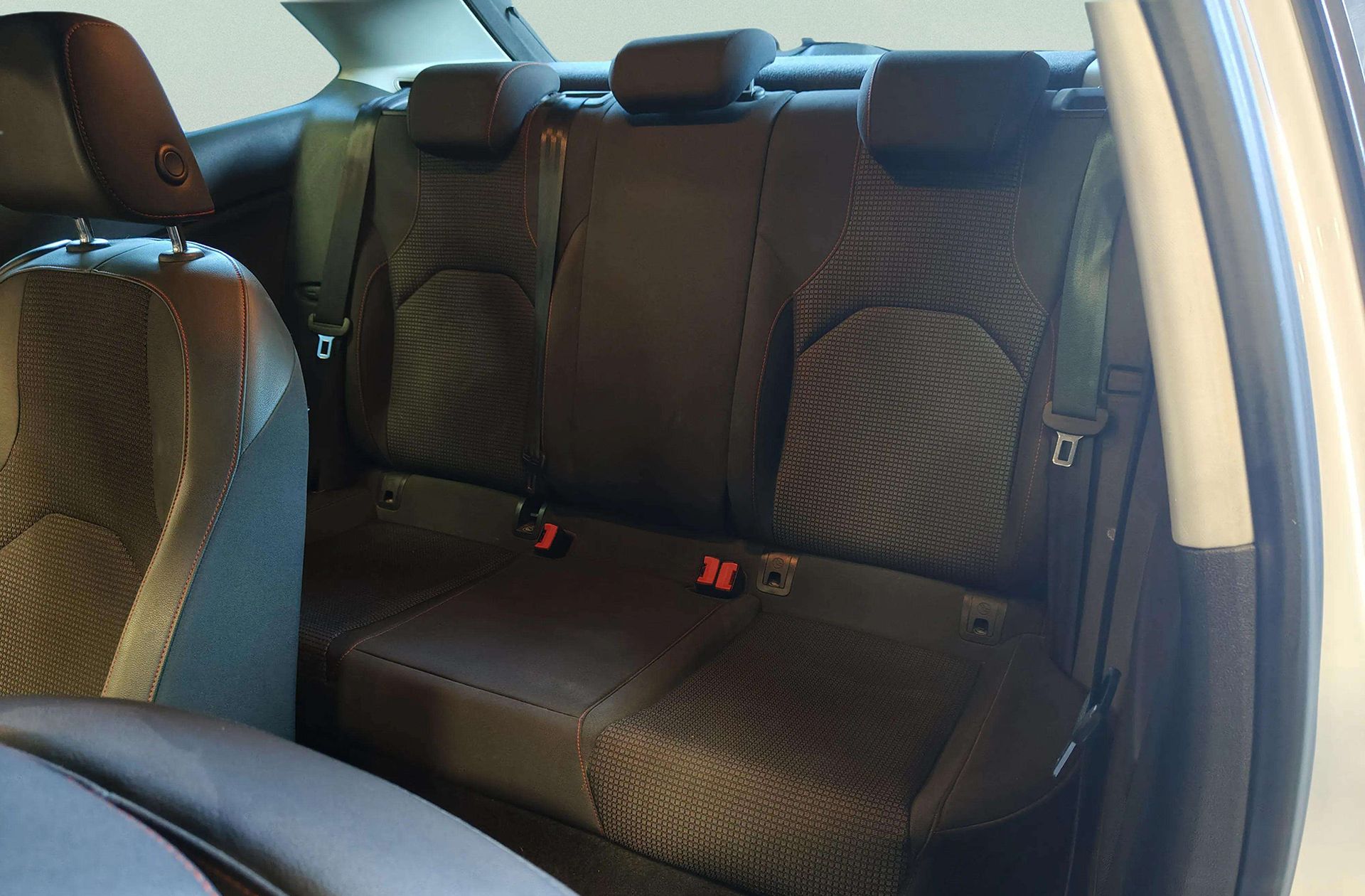 SEAT León 1.4 TSI FR Plus - foto 10