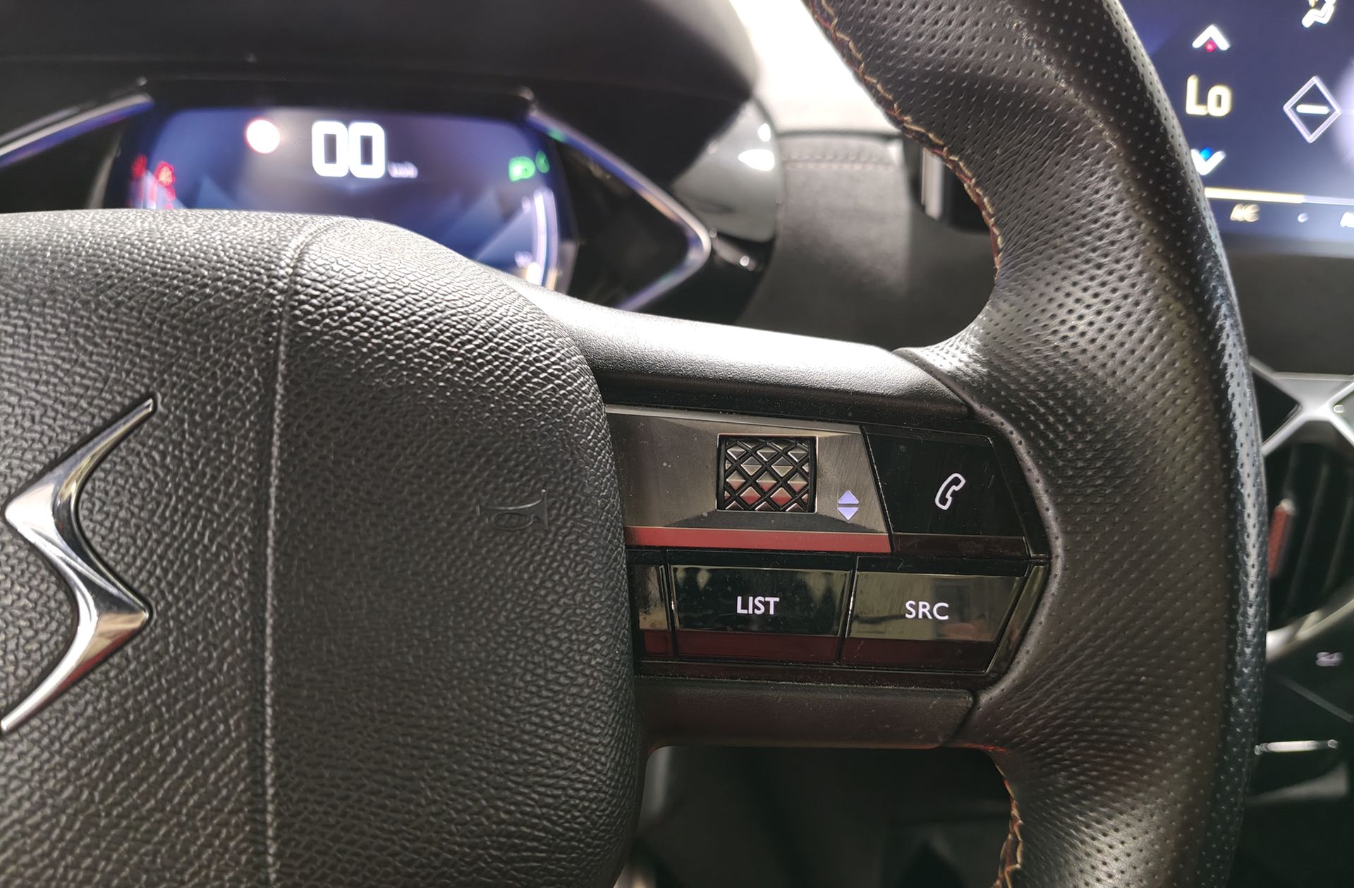 DS DS 3 Crossback DS3 BlueHDi Performance Line - foto 26