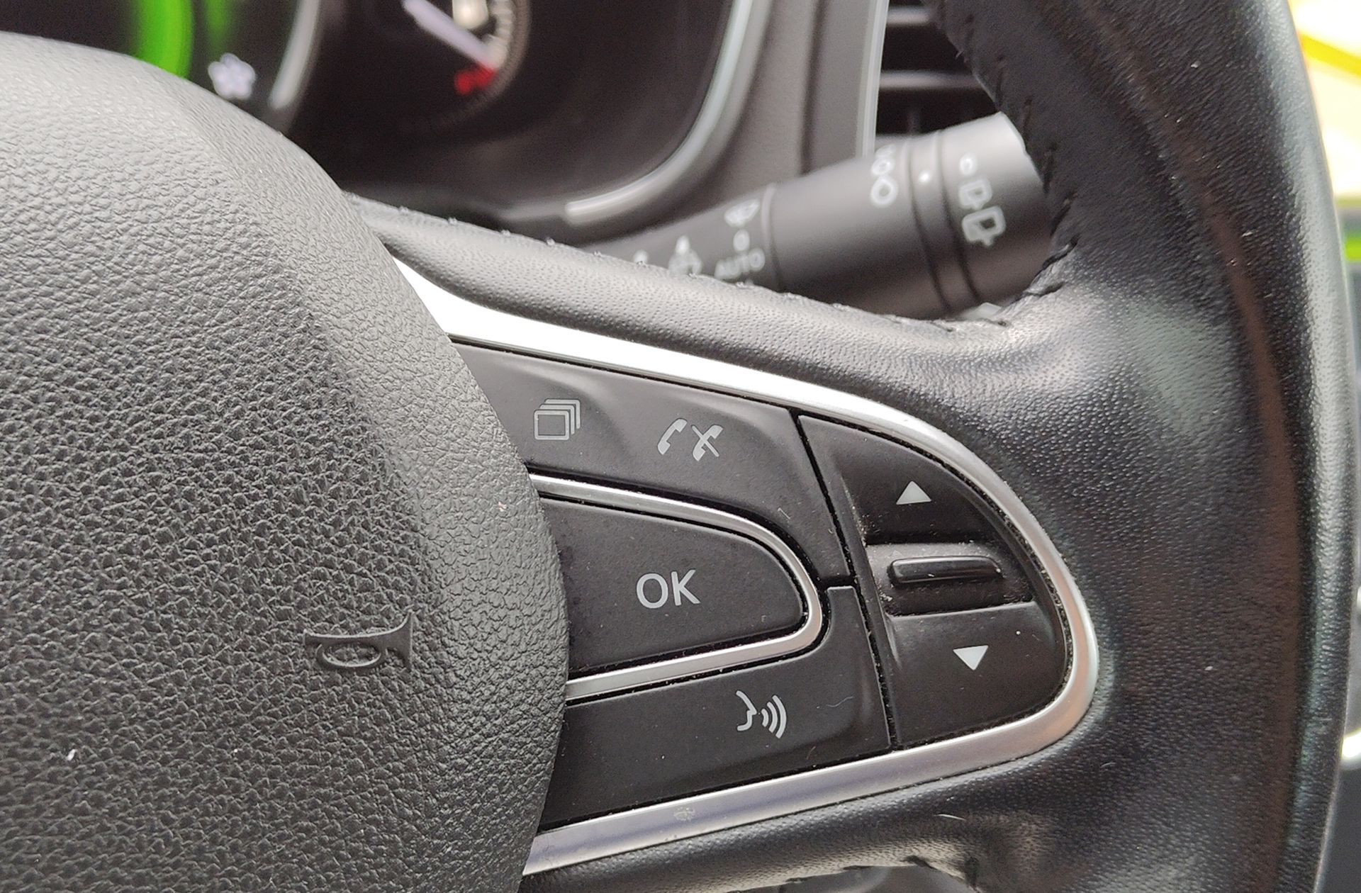 Renault Mégane Zen Energy TCe EDC - foto 25