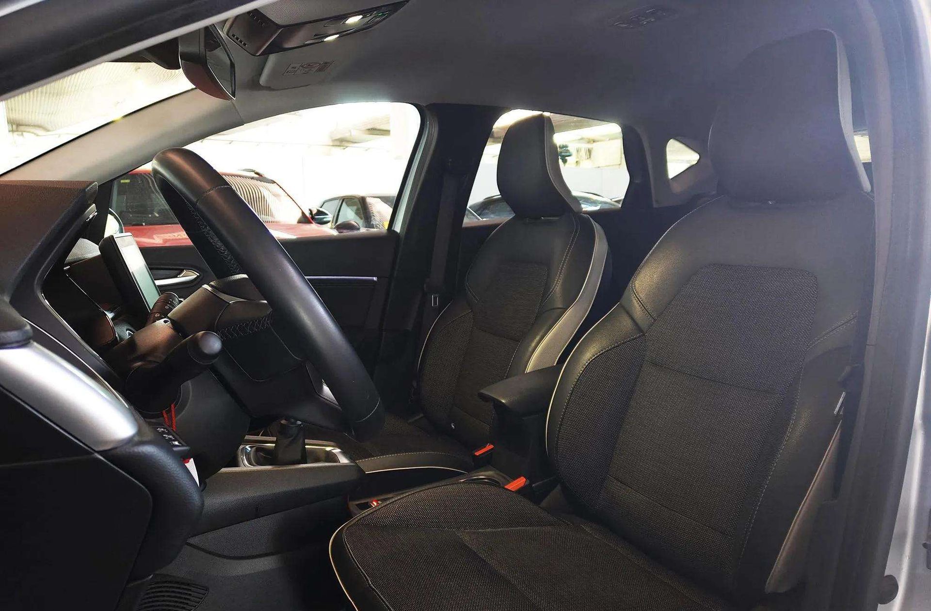 Renault Captur Techno TCe - foto 11