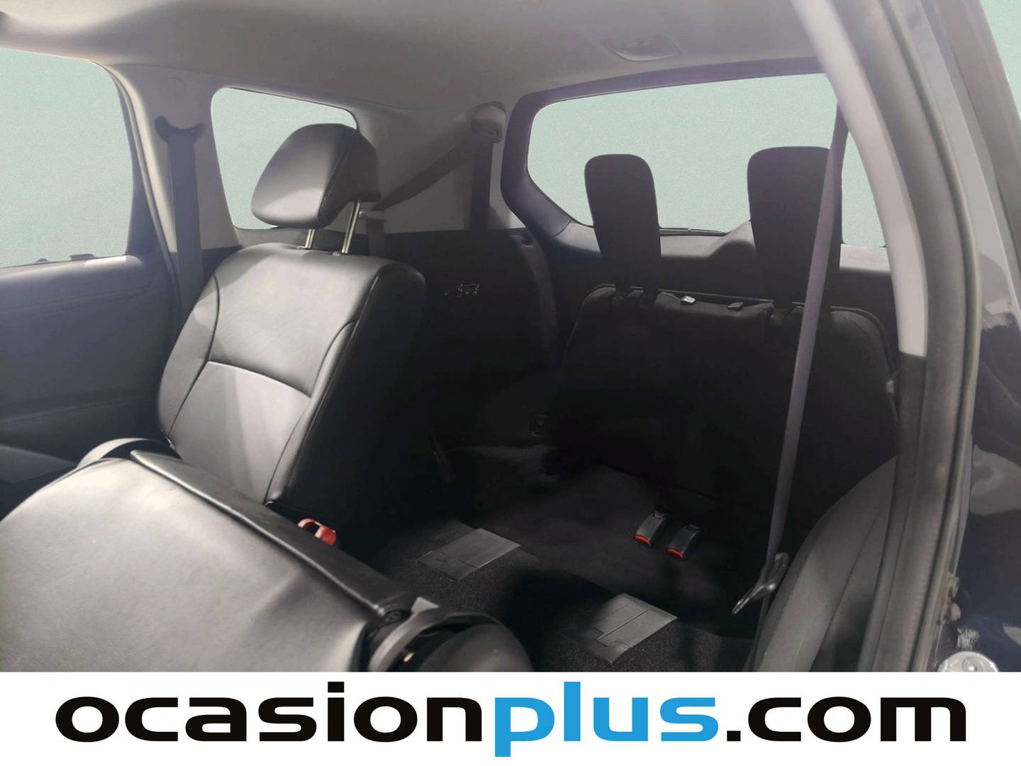 Extras y acabados del Mitsubishi Outlander Mitsubishi Outlander 220 DI-D SST Kaiteki (156 CV) 7 Plazas