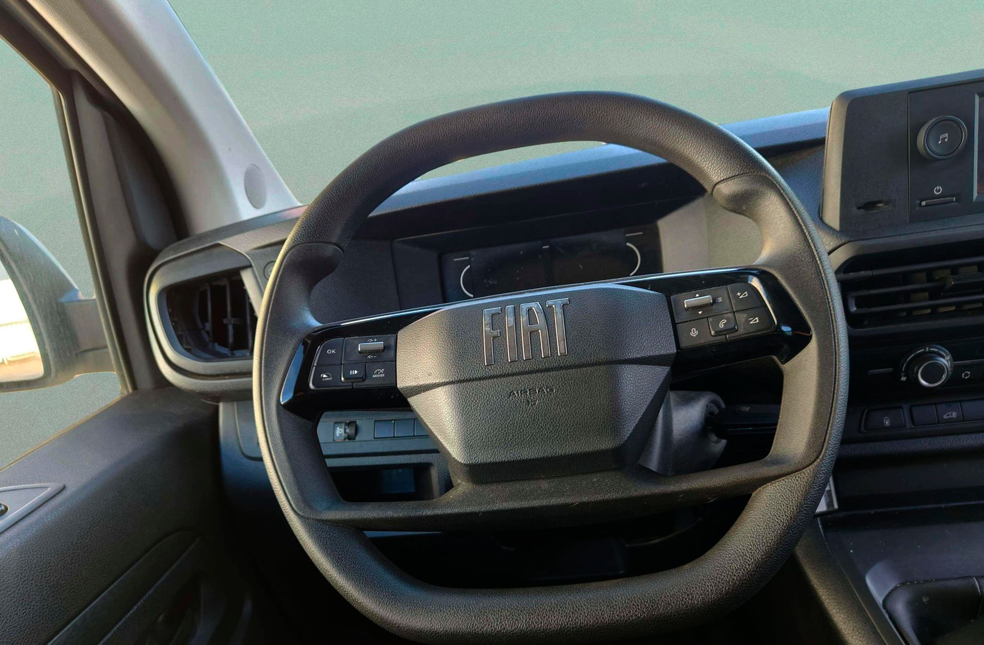 Fiat Scudo Furgon 1.5 BlueHDi L2 - foto 16