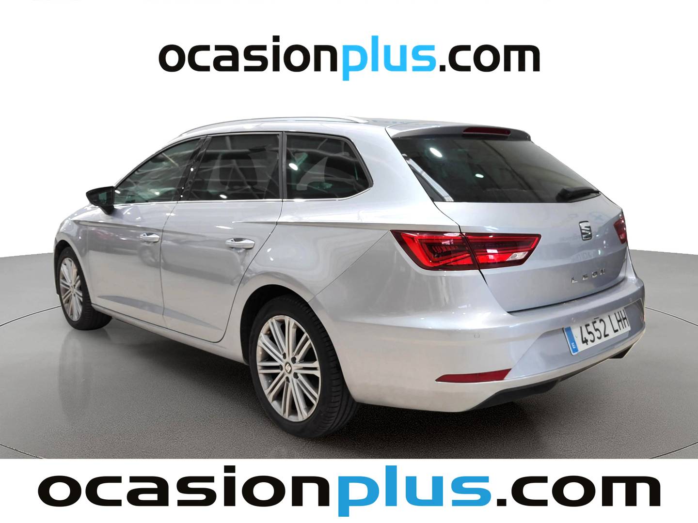 Foto trasera Seat León Seat León ST 1.5 TGI GNC S&S Xcellence DSG (130 CV) izquierda