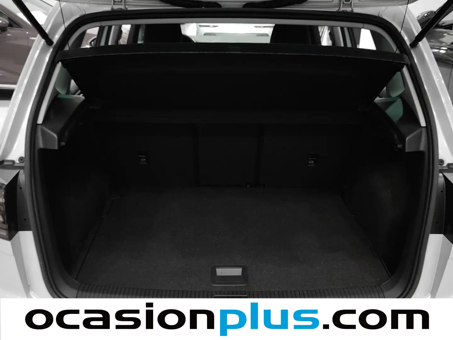 Foto Volkswagen Golf Sportsvan Volkswagen Golf Sportsvan Sportsvan 1.5 TSI EVO Advance  (130 CV)