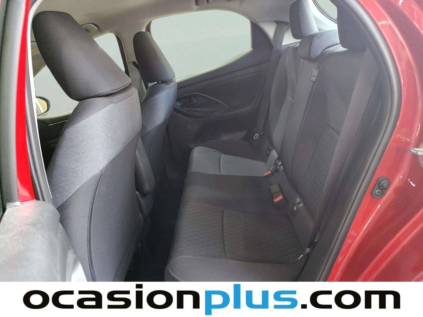 Foto asientos traseros Toyota Yaris Toyota Yaris 120H Active Tech (116 CV)