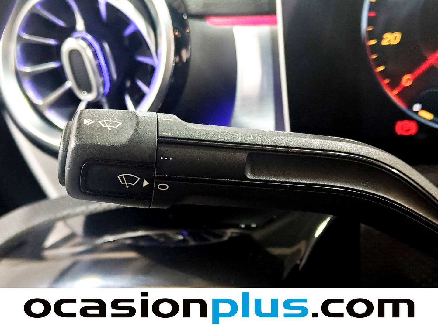 Foto Mercedes CLA Mercedes-Benz CLA 200 Pack AMG (163 CV)