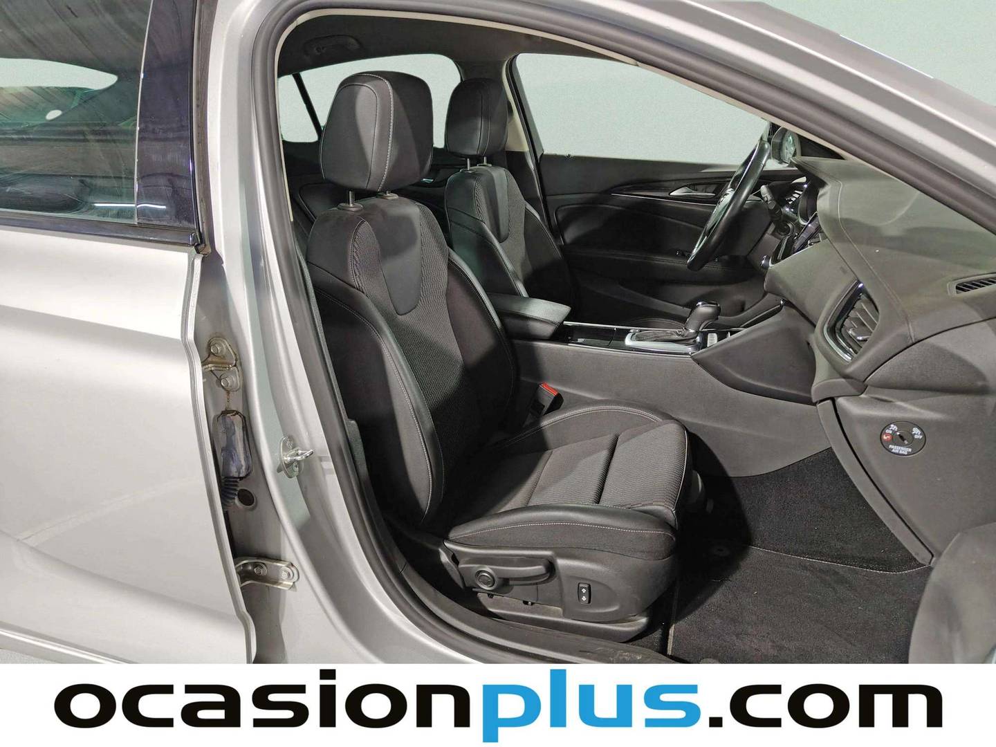 Foto Opel Insignia Opel Insignia 2.0 D S&S Business Elegance AT8 (174 CV)