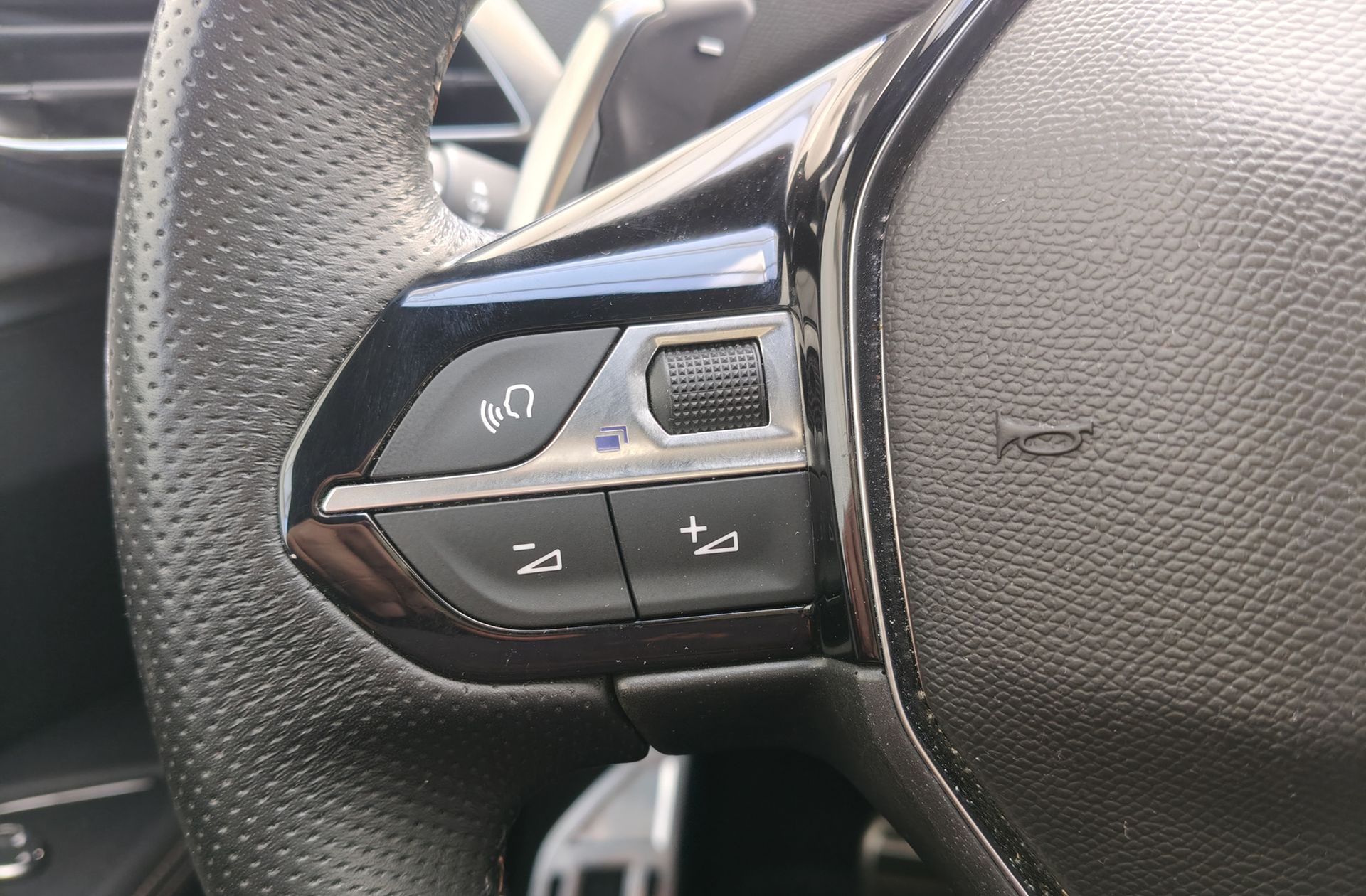 Peugeot 5008 1.2 GT eDCS6 7 plazas - foto 29