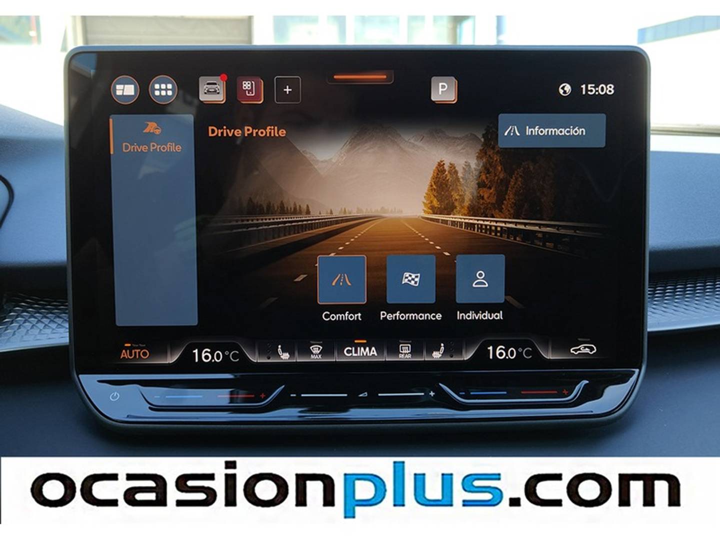 Foto Cupra Terramar CUPRA Terramar 1.5 eTSI DSG (150 CV)