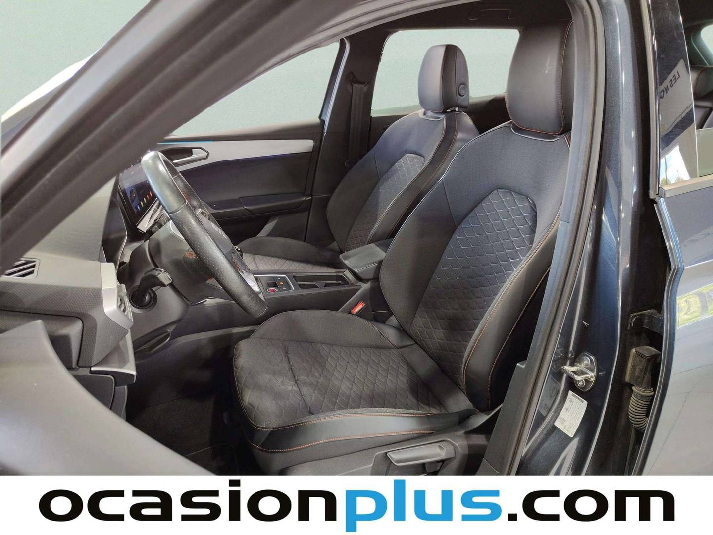 Foto asientos delanteros Seat León Seat León ST ST 1.5 TSI S&S FR Go L (150 CV)