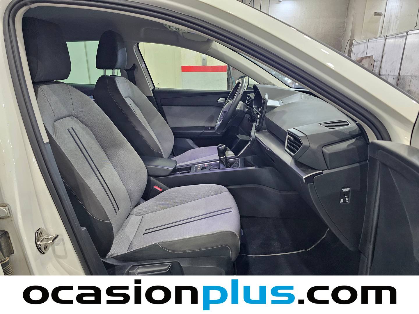 Seat León SEAT León 1.5 TSI S&S Style Go (130 CV) gasolina