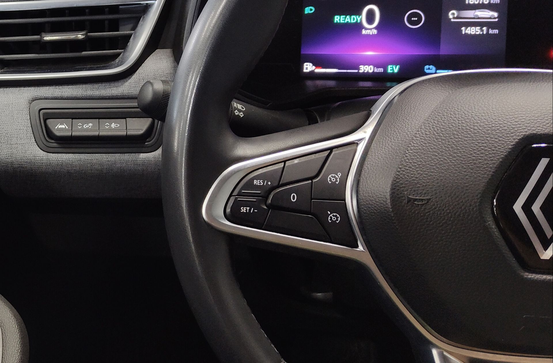Renault Clio Evolution E-Tech full hybrid 145 - foto 27