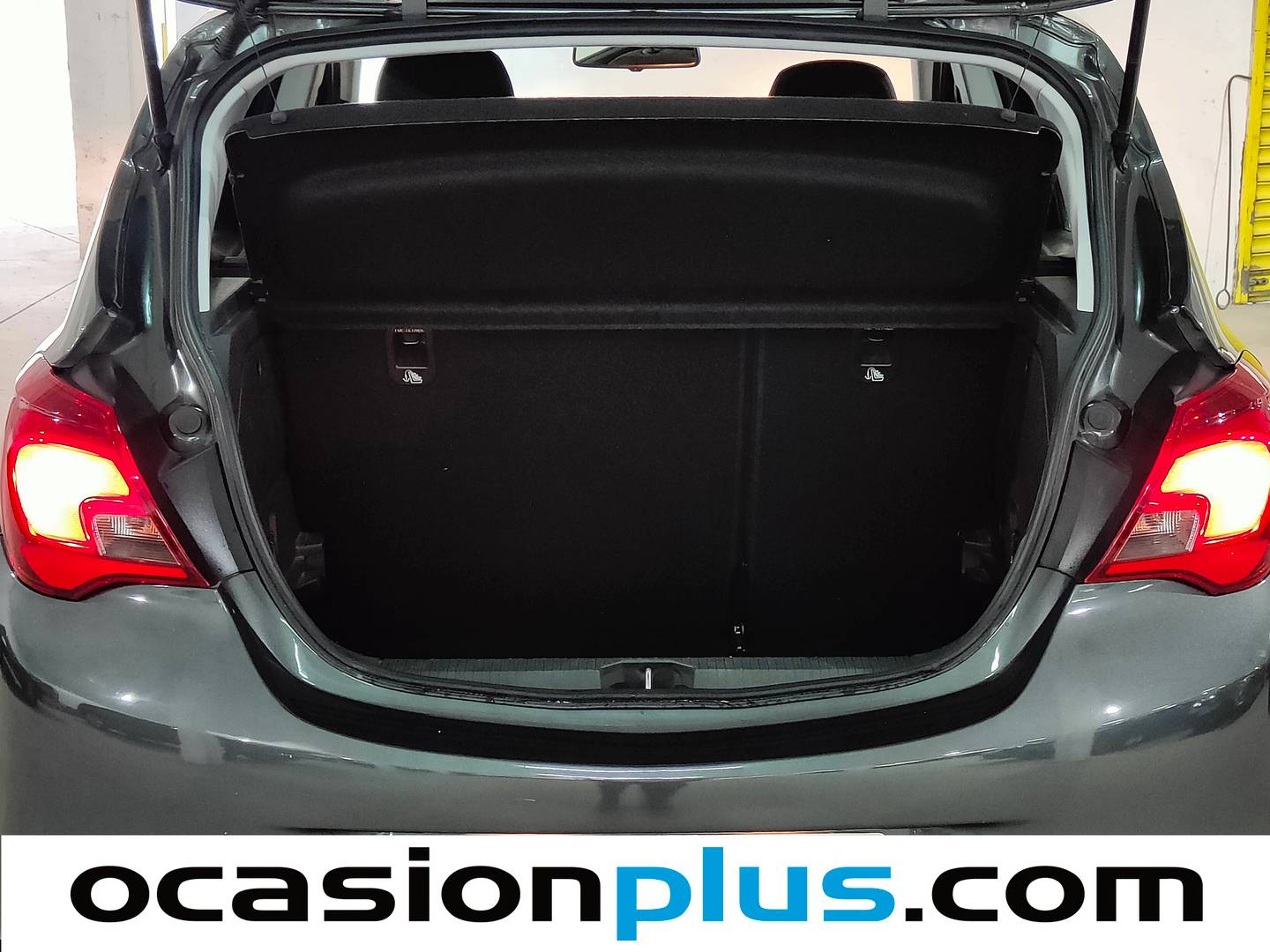 Fotos maletero Opel Corsa Opel Corsa 1.4 Selective (90 CV)