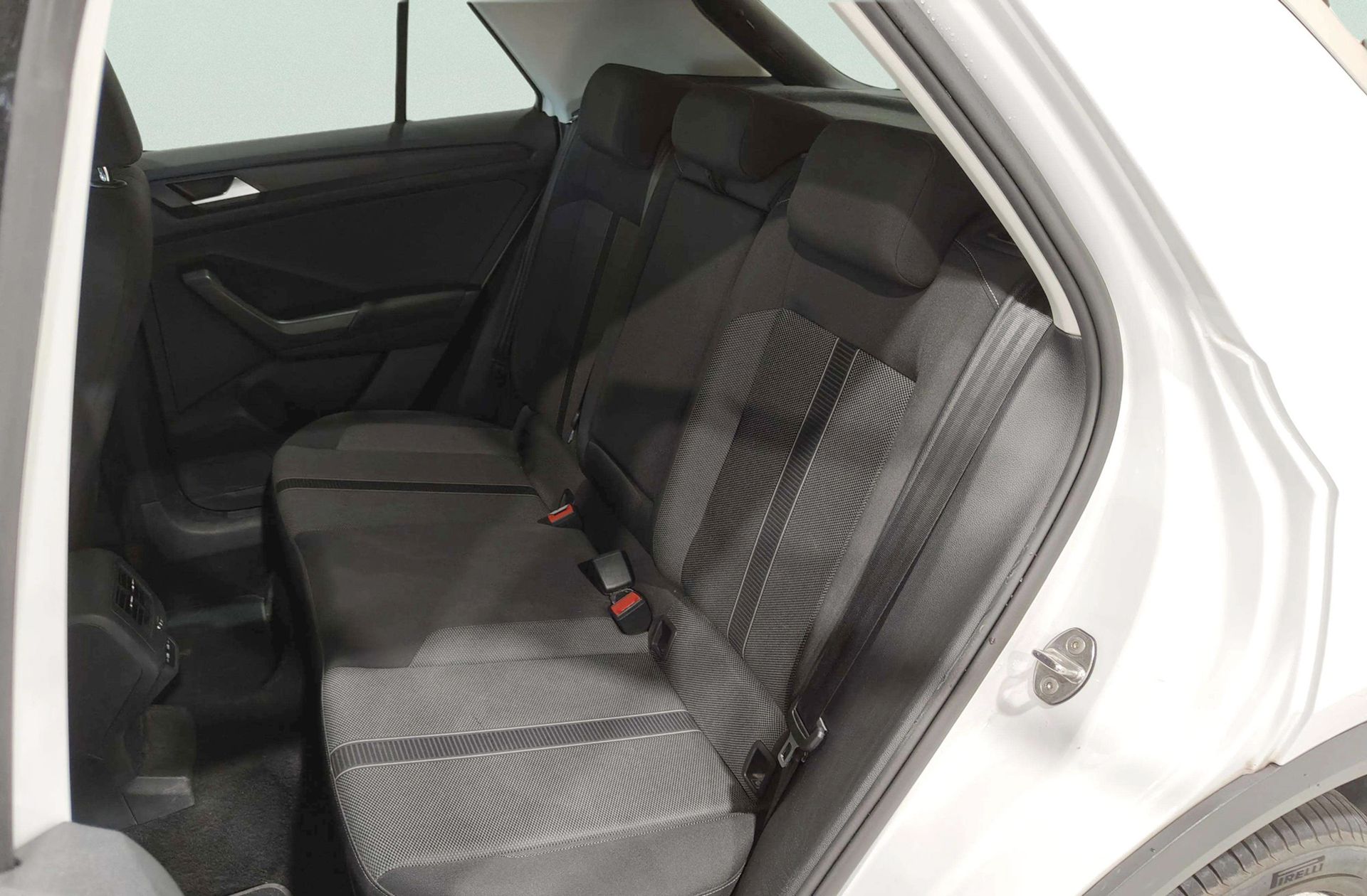 Volkswagen T-Roc Life 1.5 TSI DSG - foto 12
