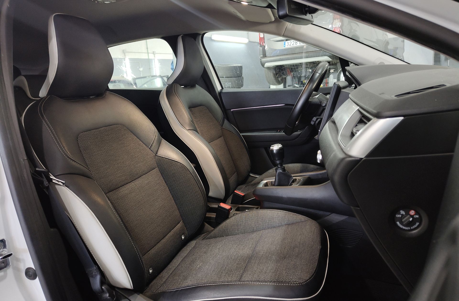 Renault Captur Techno TCe - foto 19