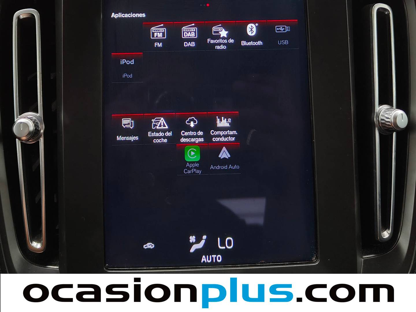 Equipamiento del Volvo XC40 Volvo XC40 T2 Momentum Core (129 CV)