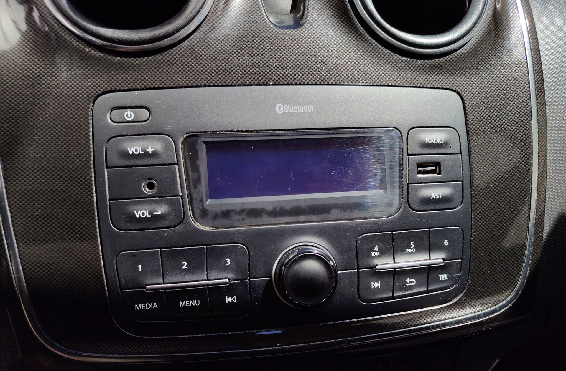 Dacia Sandero Laureate dCi - foto 30