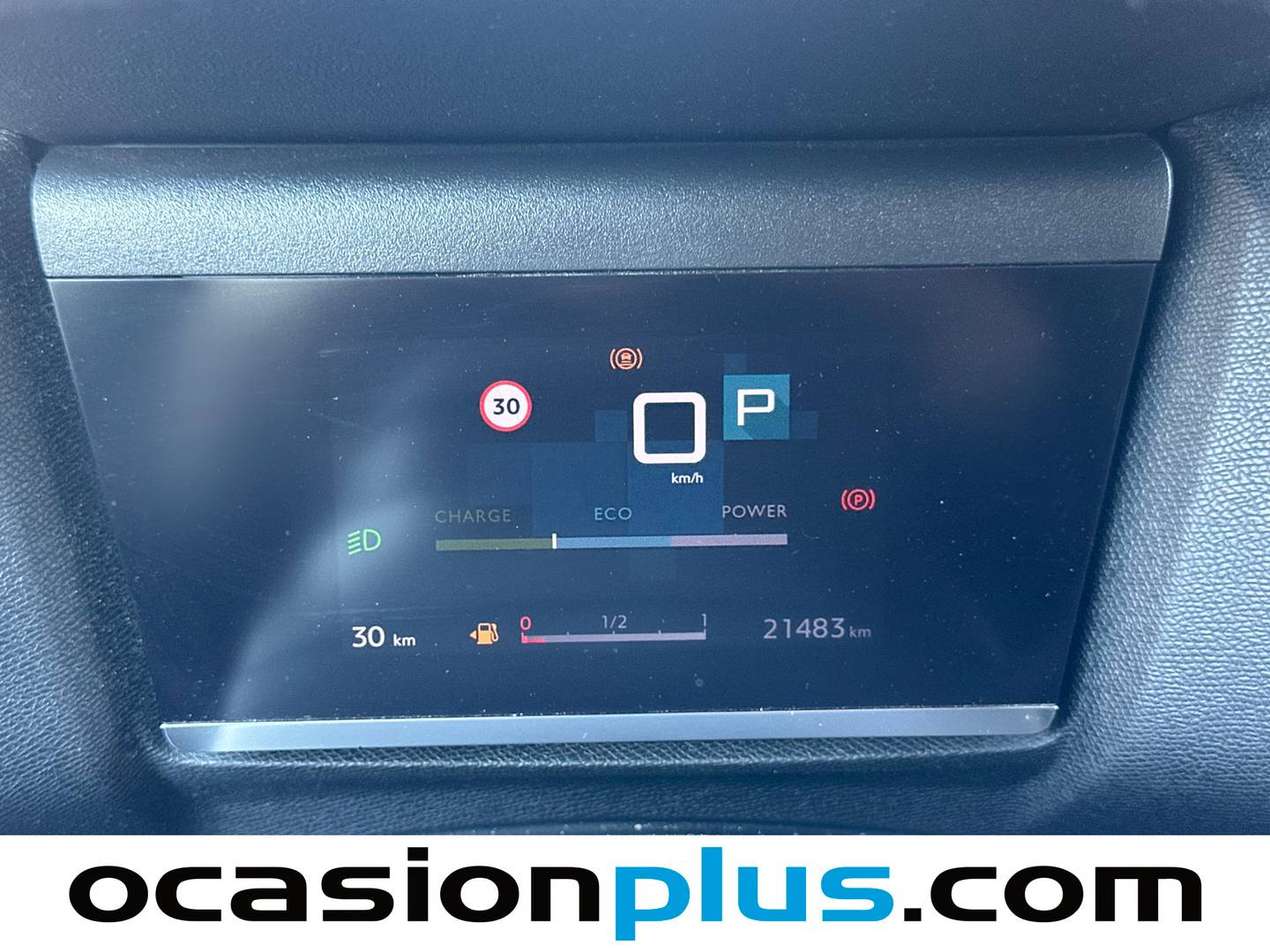 Citroën C4 X Citroën C4 X Hybrid 136 e-DCS6 Plus (136 CV) 2025