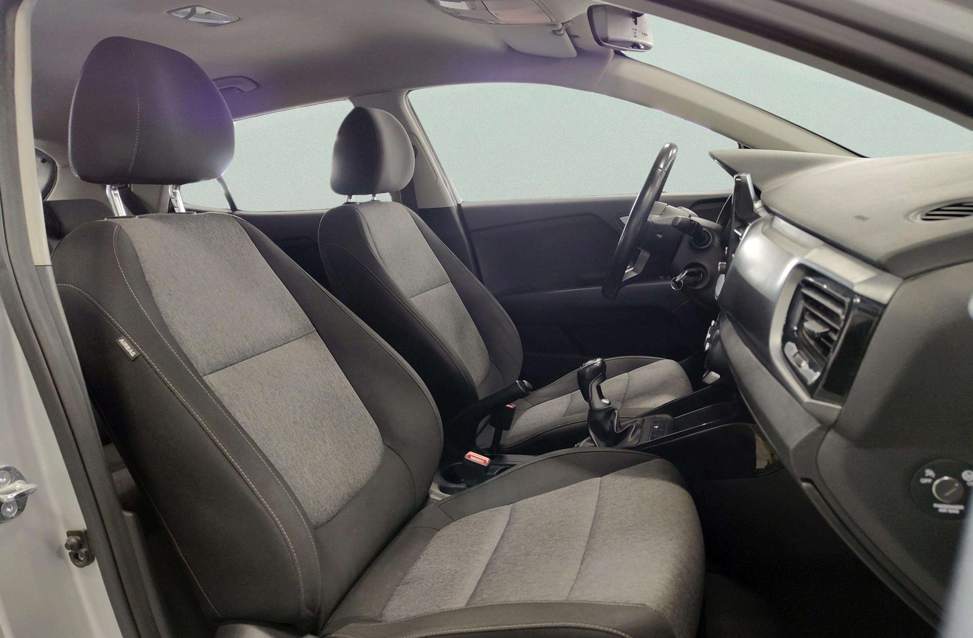 Kia Stonic 1.0 T-GDi Concept - foto 16