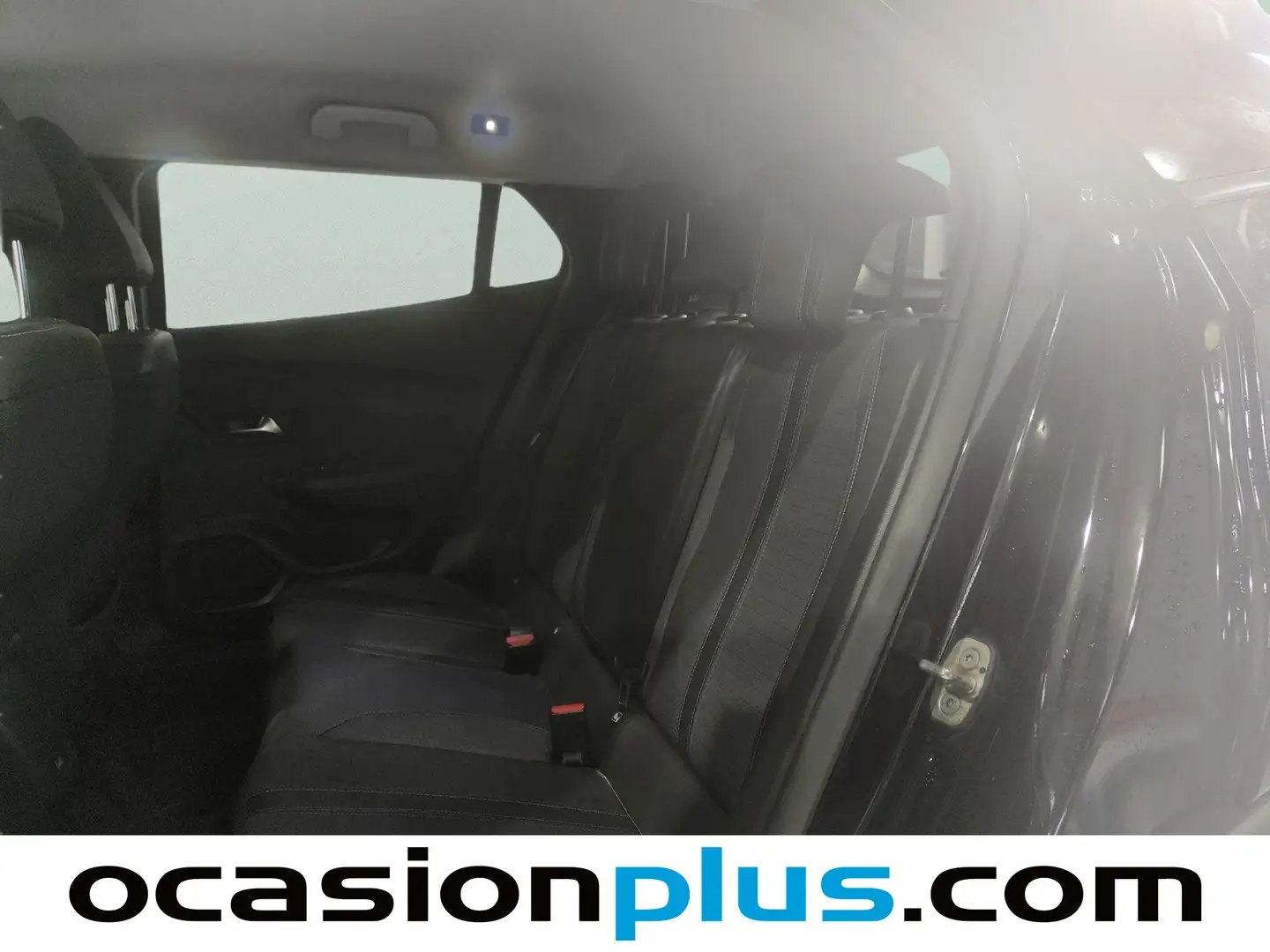 Foto Peugeot 2008 Peugeot 2008 BlueHDi 110 Allure (110 CV)