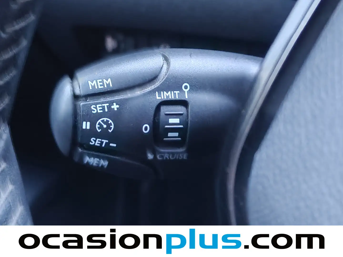 Foto Peugeot 2008 Peugeot 2008 PureTech 100 S&S Allure (100 CV)