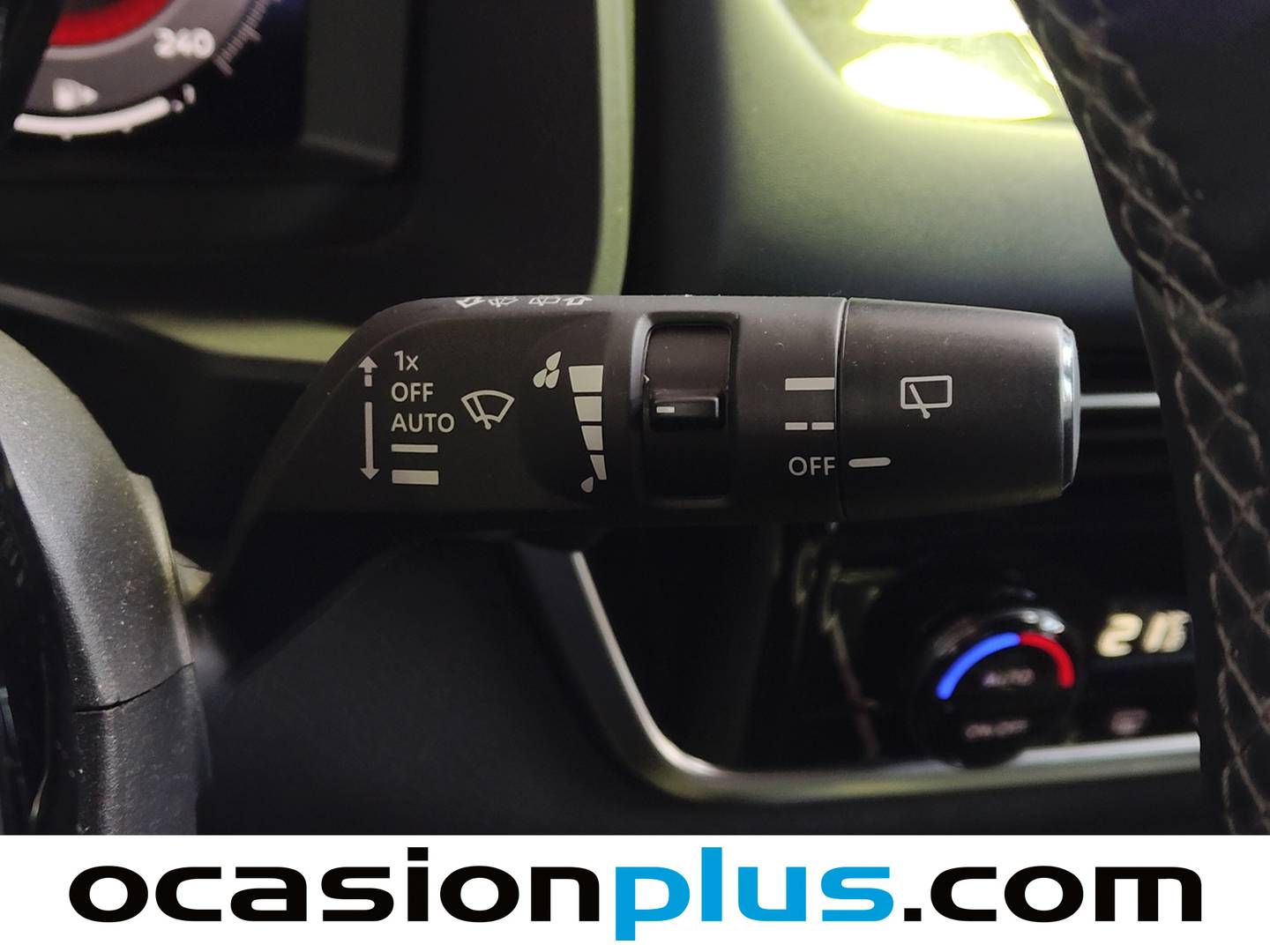 Foto Nissan QASHQAI Nissan Qashqai DIG-T 160 N-Connecta Xtronic (158 CV)