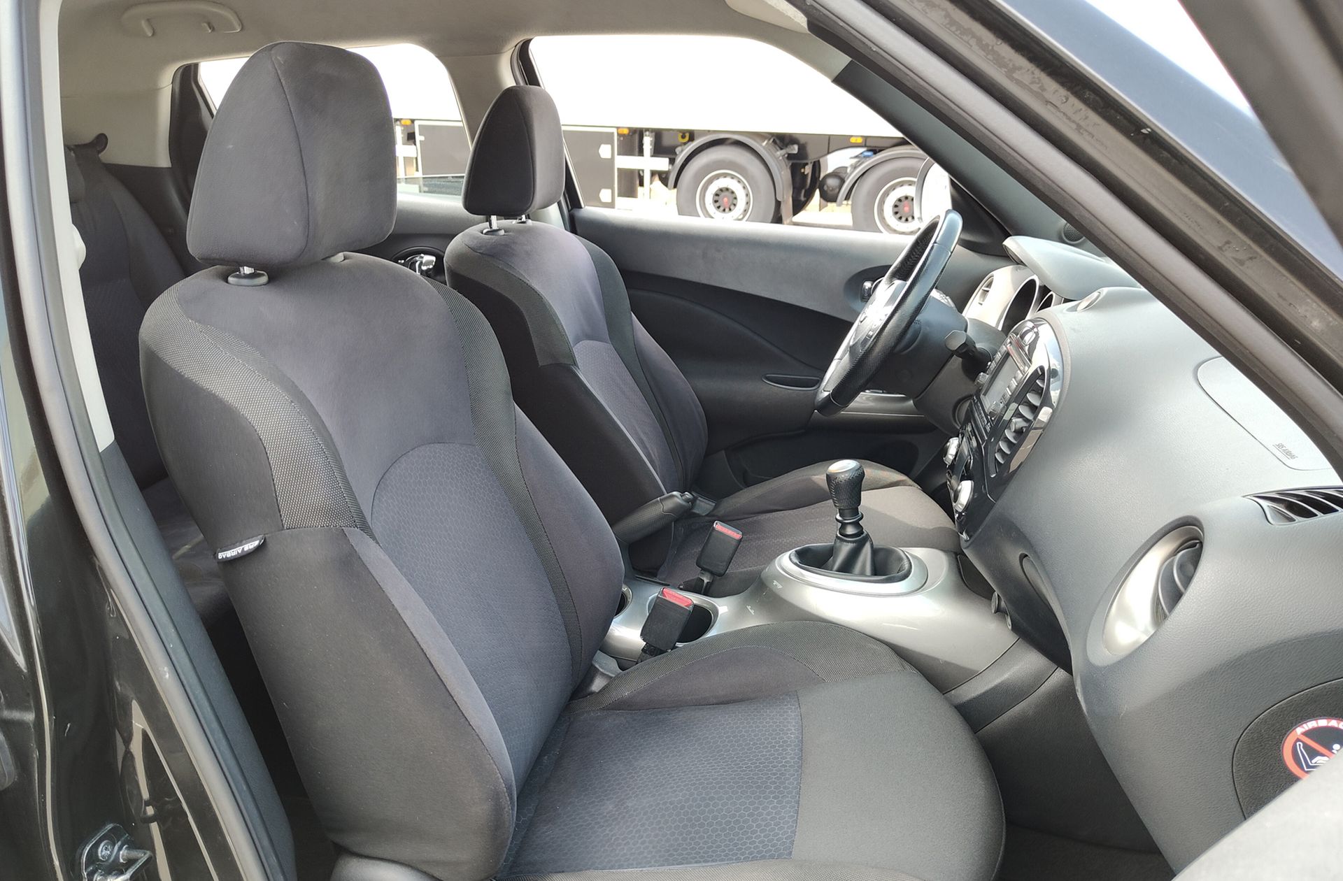Nissan Juke 1.5 dCi Tekna Premium 4x2 - foto 14