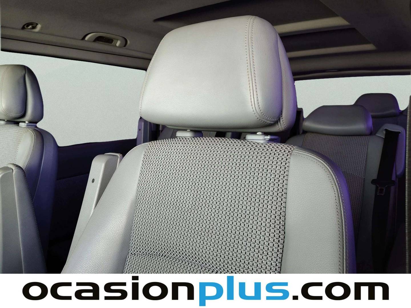 Equipamiento del Mercedes Viano Mercedes Viano 3.0 CDI Trend Compacta (204 CV) 6 Plazas