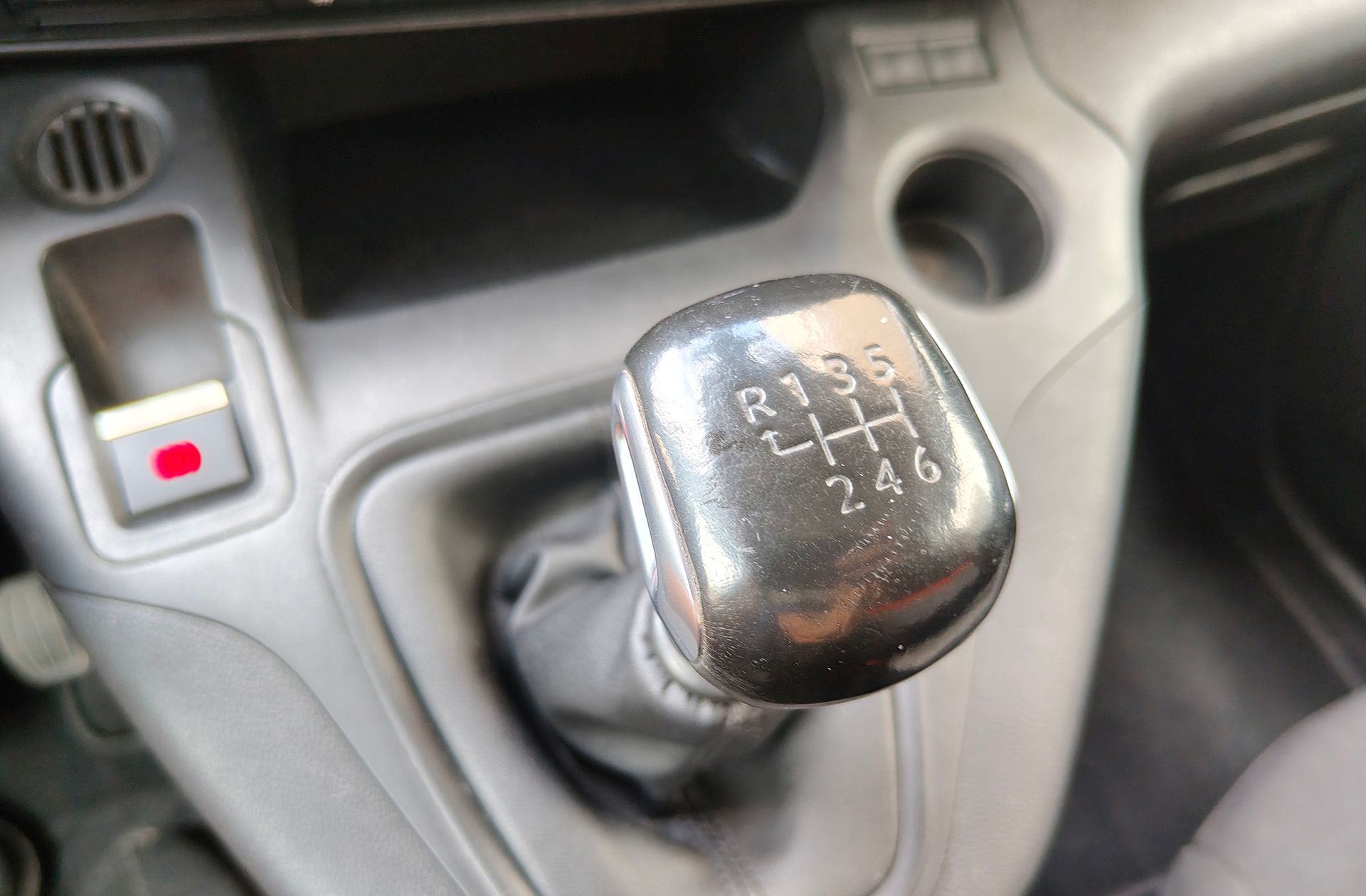 Citroën Berlingo BlueHDi 130 Talla M Shine - foto 5