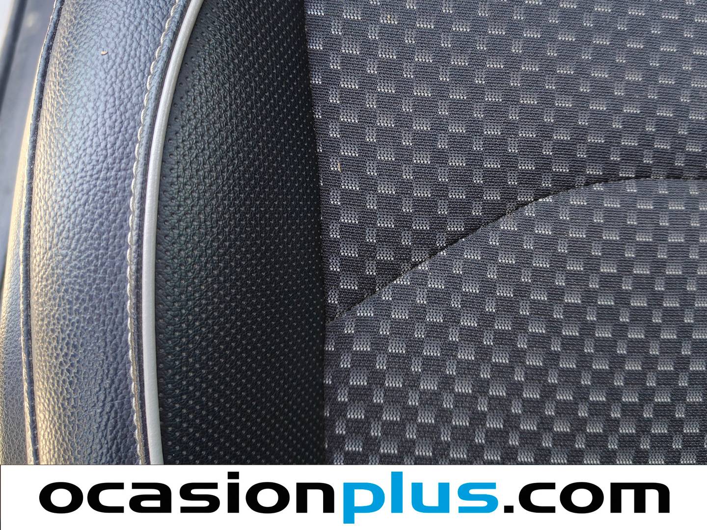 Extras y acabados del KIA XCeed KIA XCeed 1.4 T-GDi Tech (140 CV)